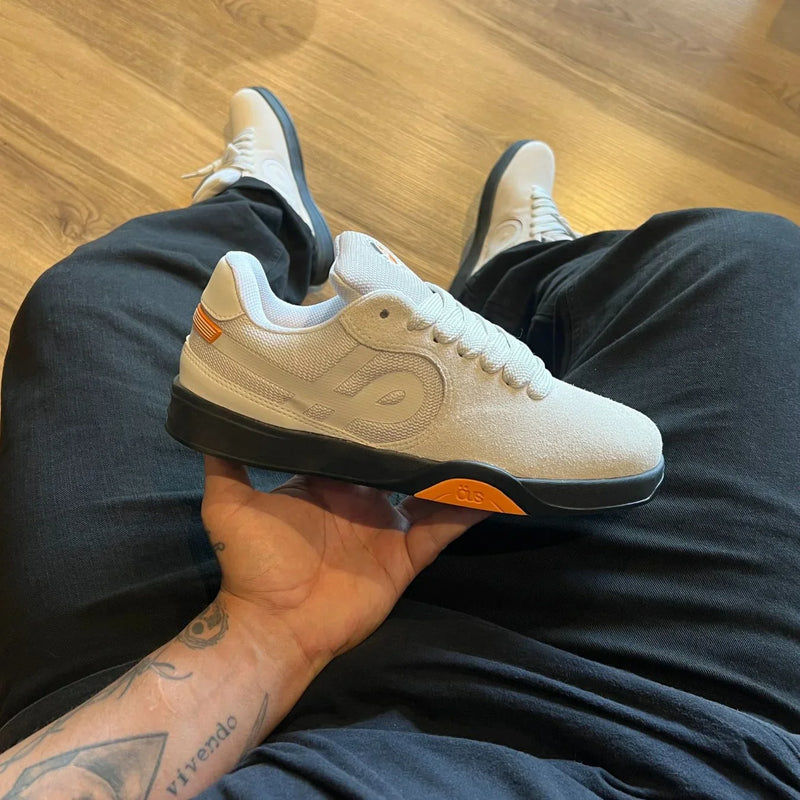 Öus Imigrante Série X Cinza Preto Coral Essencial