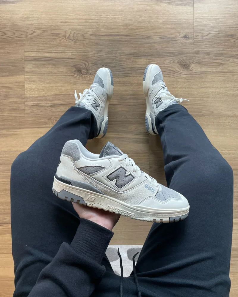 New Balance 550 Off/Cinza