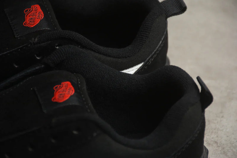 Vans Knu Skool Black