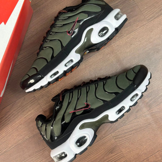 Nike Air Max Tn Plus Preto/Verde
