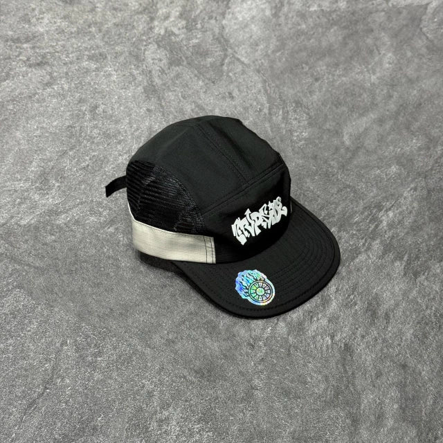 BONÉ FIVE PANEL TRIPSIDE “TAG” - PRETO/CREME