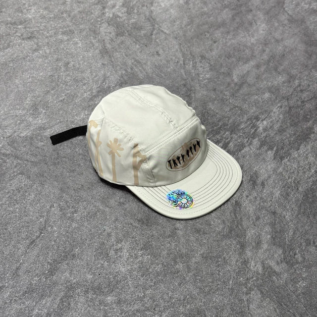 BONÉ FIVE PANEL TRIPSIDE “TAG WORLD” - BEGE