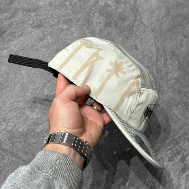 BONÉ FIVE PANEL TRIPSIDE “TAG WORLD” - BEGE
