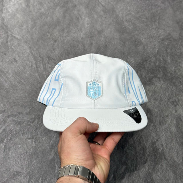 BONÉ FIVE PANEL ANOTHER TAG LATERAL - BRANCO