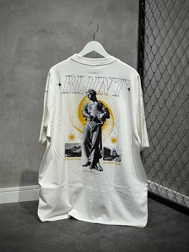 CAMISETA BLUNT OVER UNKNOWN - OFF WHITE