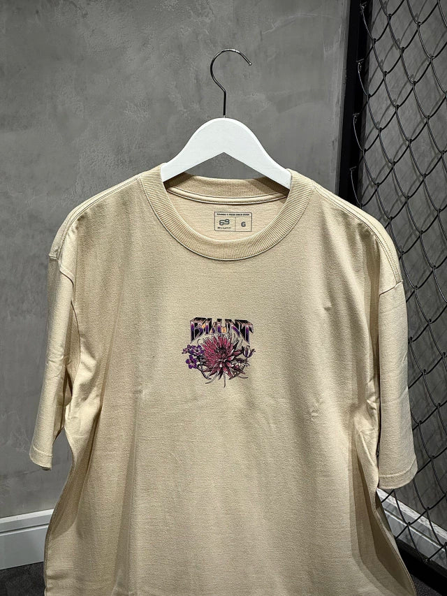 CAMISETA BLUNT PREMIUM “MIRAGE” - CREME