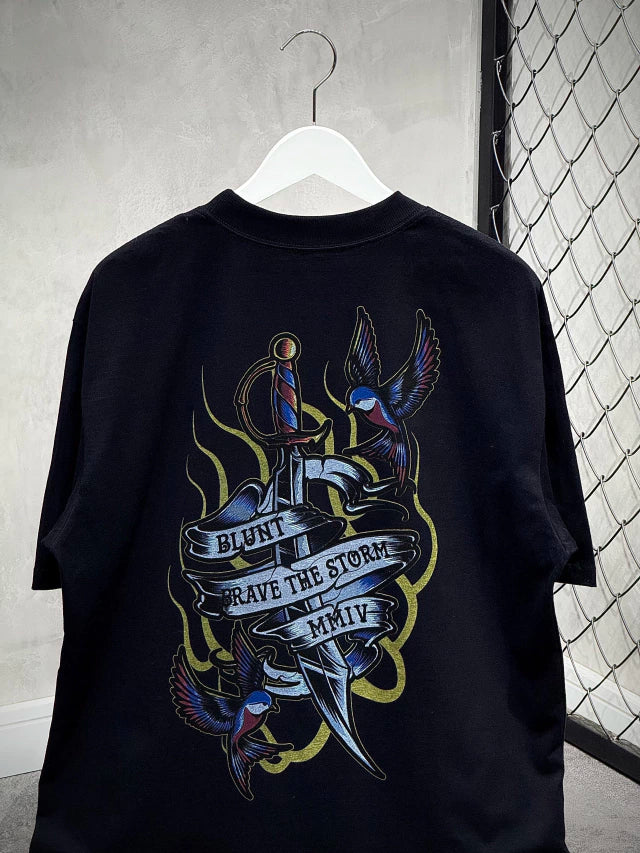 CAMISETA BLUNT PREMIUM “BRAVE” - PRETA