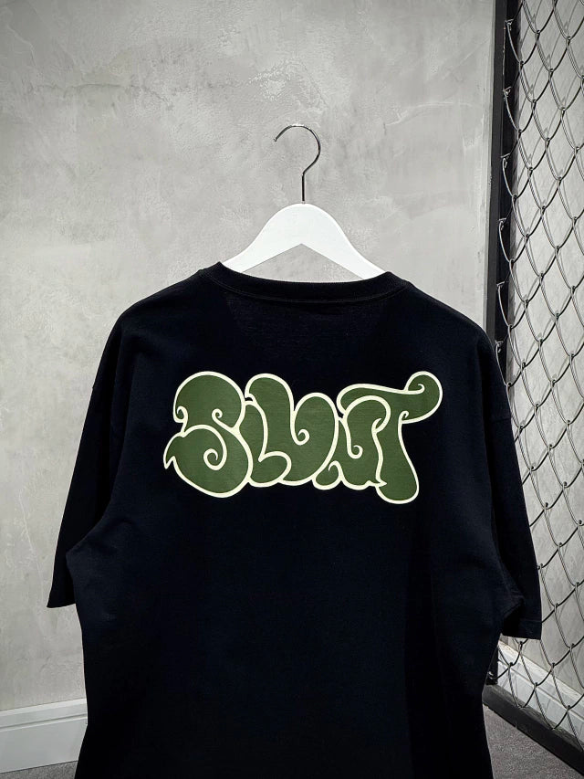 CAMISETA BLUNT REGULAR “TAG” - PRETA