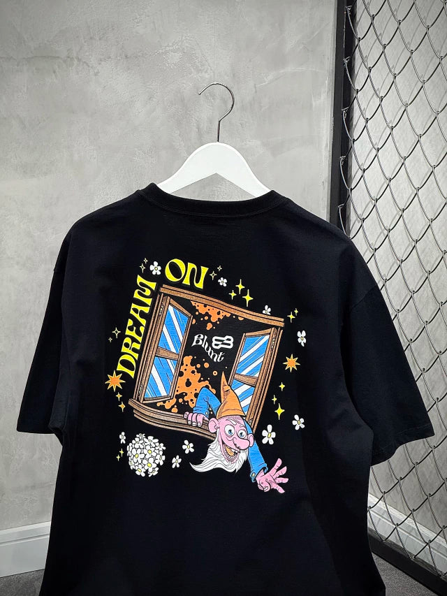 CAMISETA BLUNT REGULAR “DREAMS” - PRETA