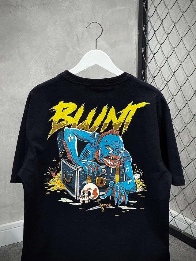 CAMISETA BLUNT REGULAR “GIANT” - PRETA