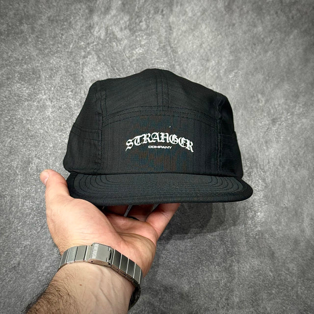 BONÉ STRANGER FIVE PANEL WORDWIDE - PRETO