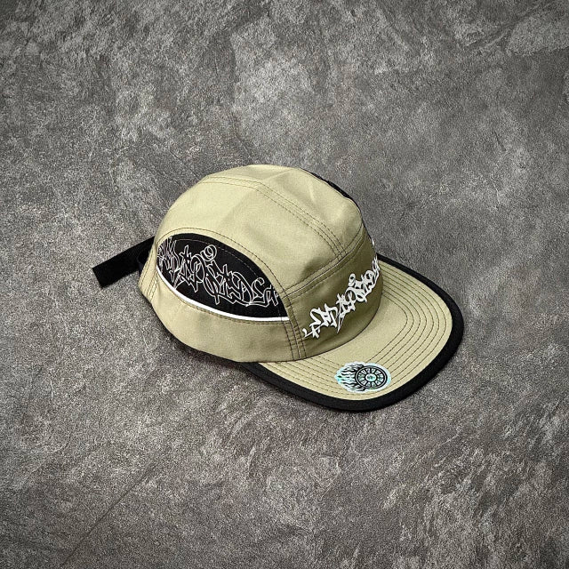 BONÉ FIVE PANEL TPSD “STREETAG” - BEGE/PRETO