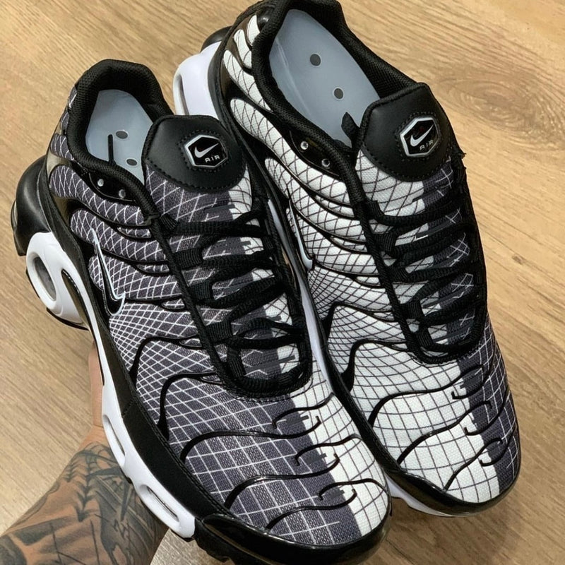 Nike Air Max Tn Greedy Black & White